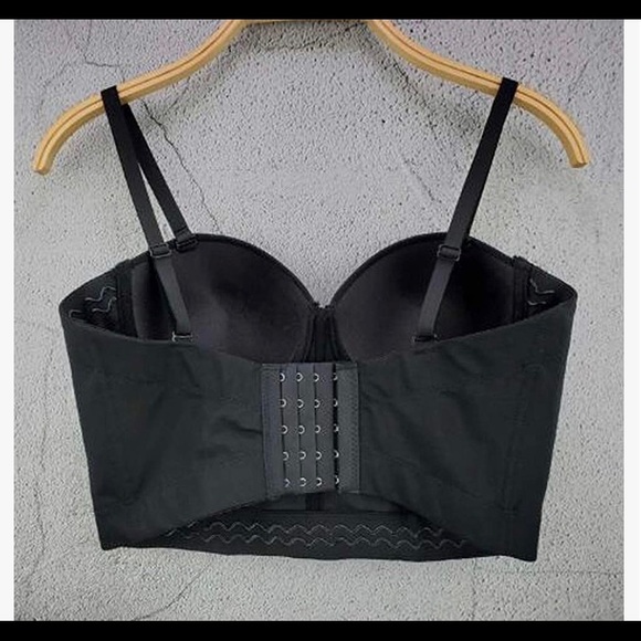 Beaded bustier corset crop top. - Picture 2 of 3